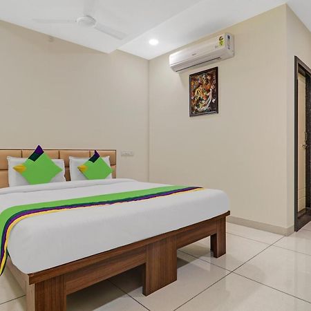 Treebo Virat Residency, Us Consulate Hotell Hyderabad Exteriör bild