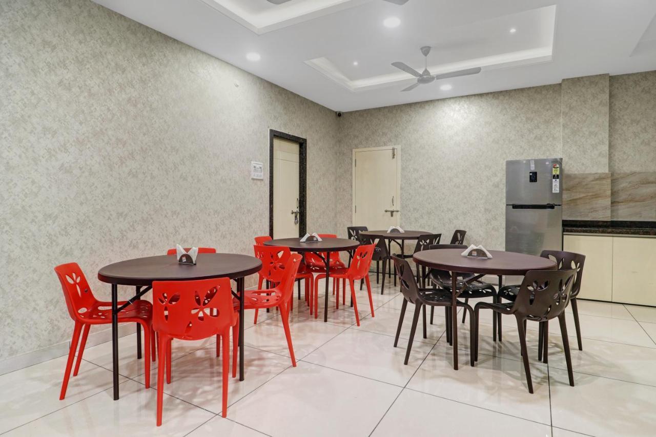 Treebo Virat Residency, Us Consulate Hotell Hyderabad Exteriör bild