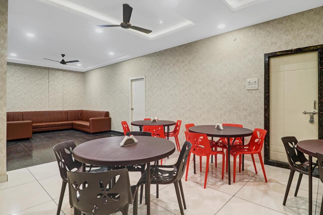Treebo Virat Residency, Us Consulate Hotell Hyderabad Exteriör bild