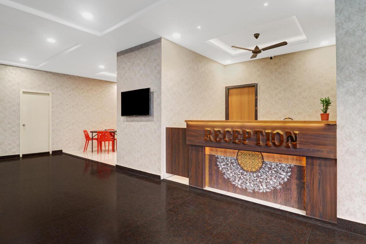 Treebo Virat Residency, Us Consulate Hotell Hyderabad Exteriör bild