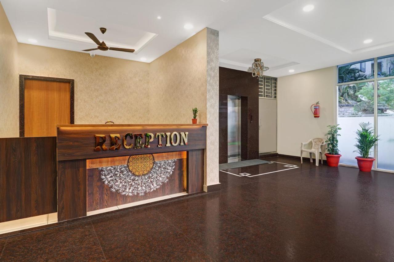 Treebo Virat Residency, Us Consulate Hotell Hyderabad Exteriör bild